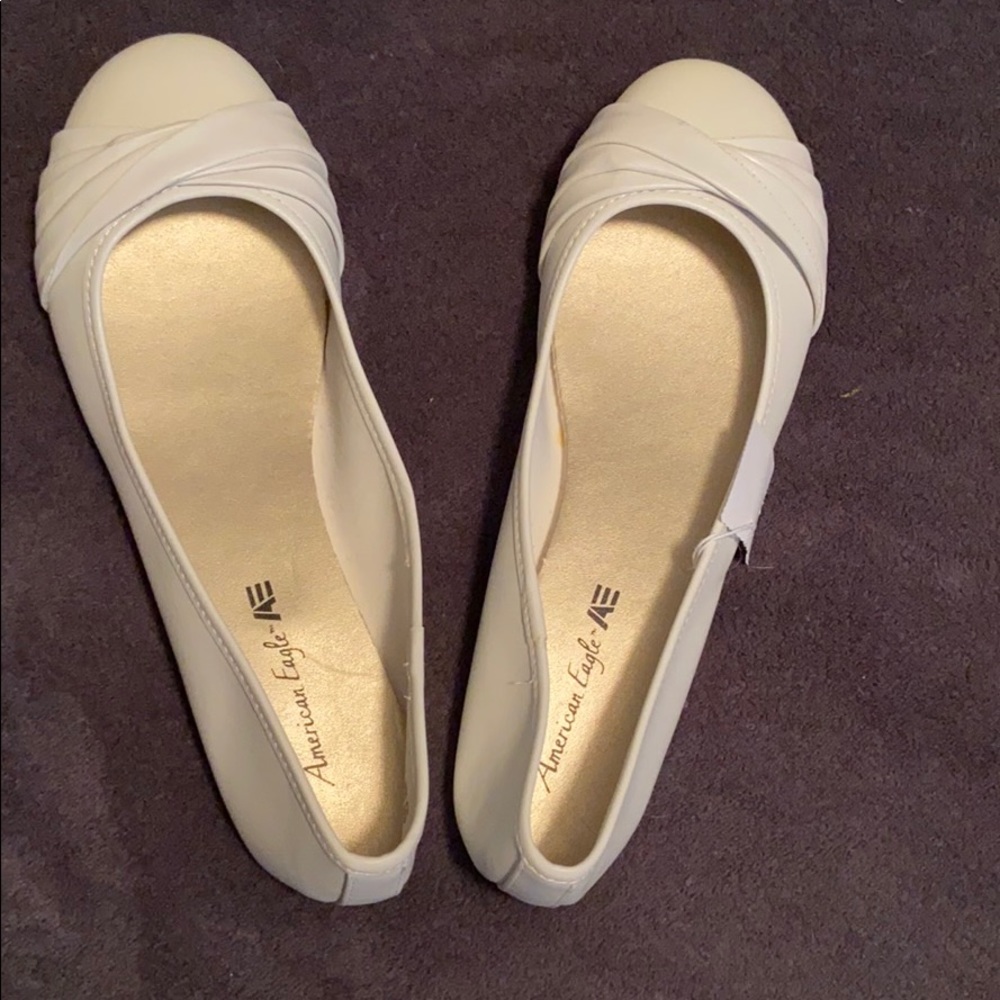 Women’s flats